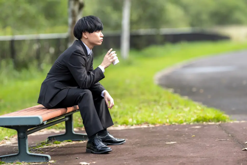 休職中に給与は支給される？